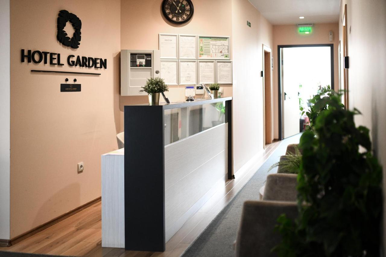 Hotel Garden Novi Sad Esterno foto